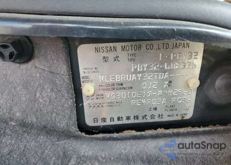1993 Nissan Cedric z USA, uszkodzony, nr VIN PBY32608326